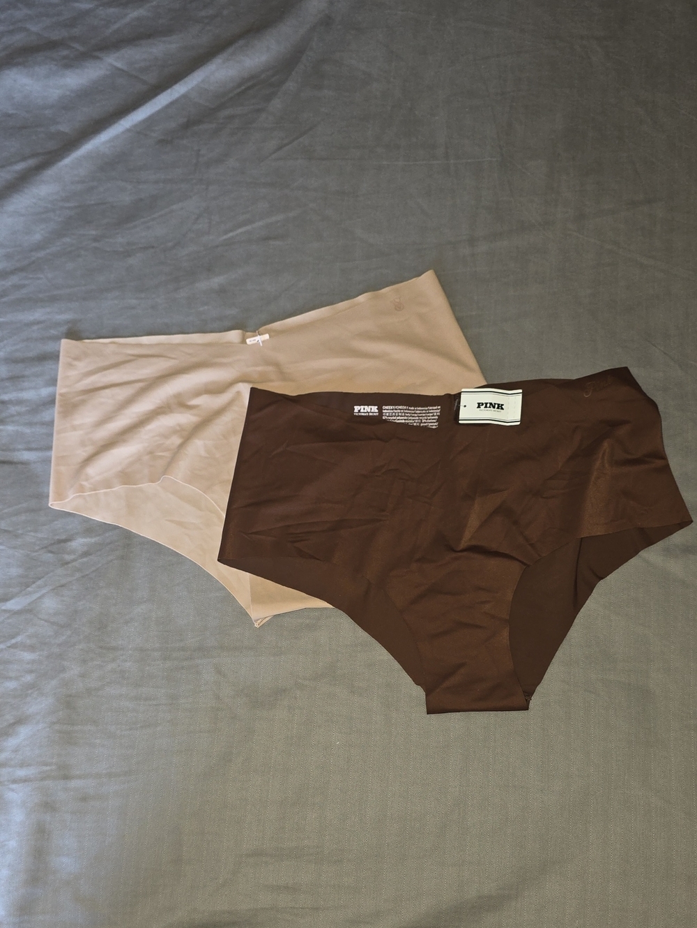 Bundle Of 2 Seamless PINK VS Panties